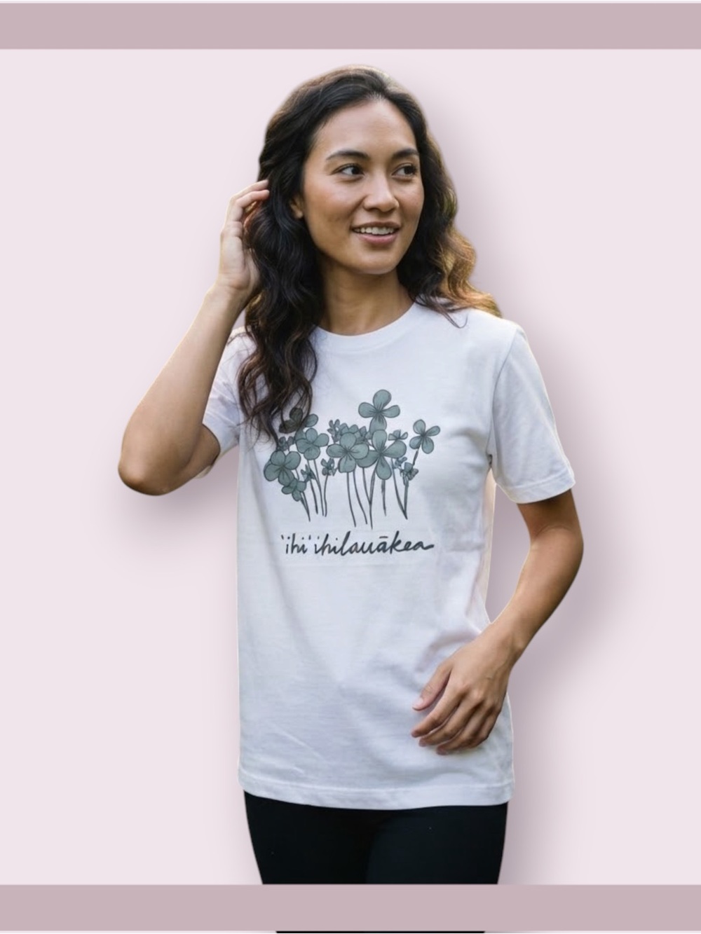 Uniqlo UTme! White Graphic Ihi'ihilauākea Tee